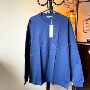 Uniqlo Crew Neck Long Sleeve T-shirt